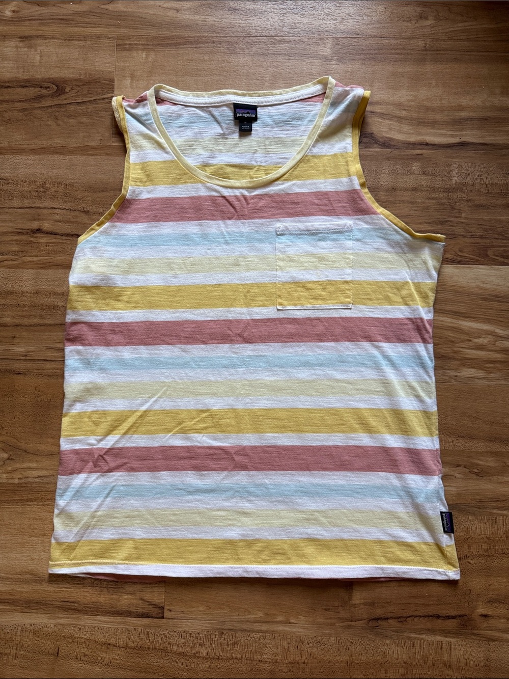 Patagonia tank  size medium.